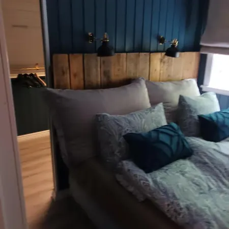 Atina 56 Apartman *